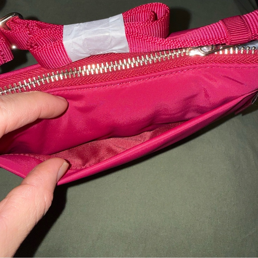 Lulu Lemon City Essentials Mini Shoulder Bag 1L - Picture 10 of 13